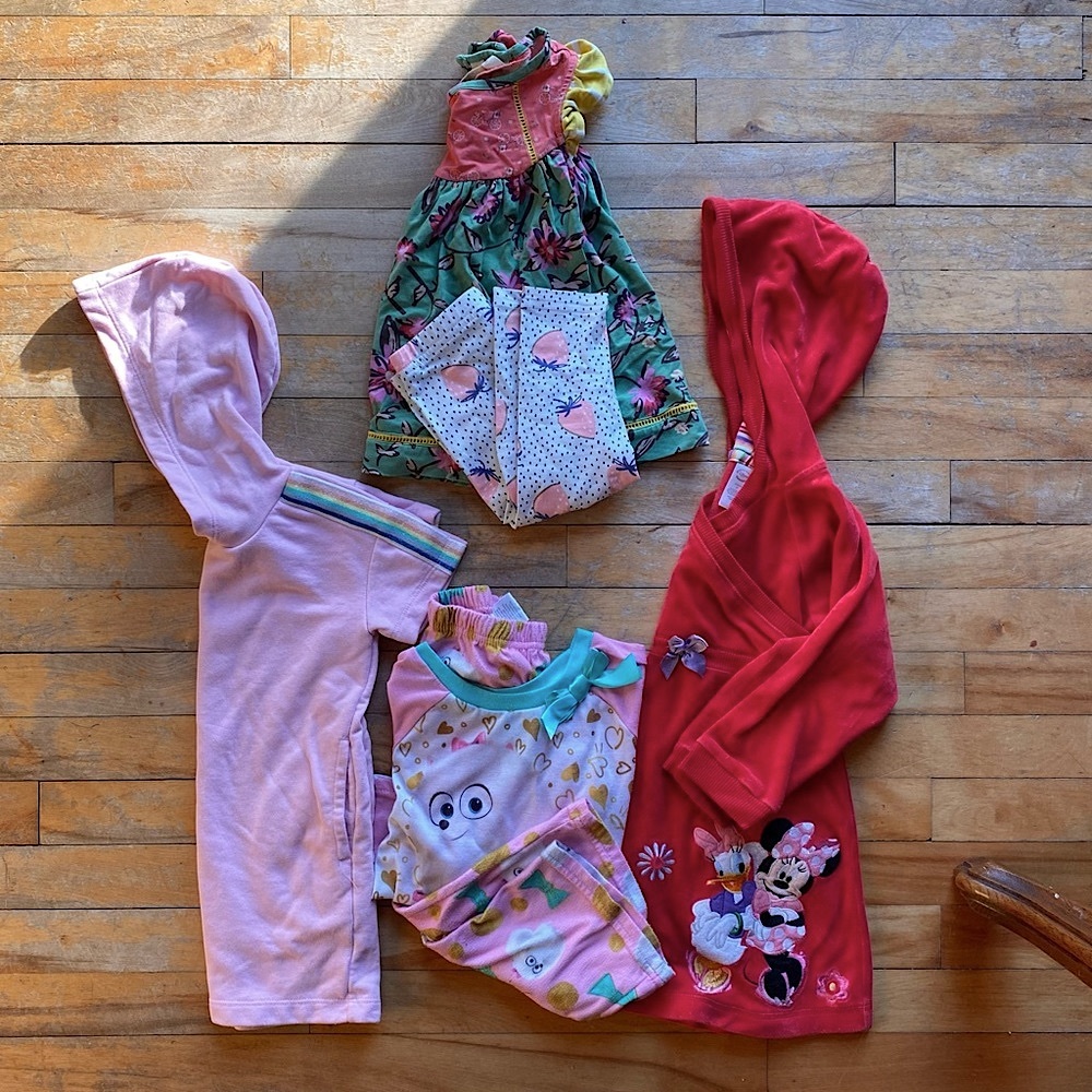 Lot of six 4T girl’s clothes - Matilda Jane tunic, 2 dresses, capris, and pjs